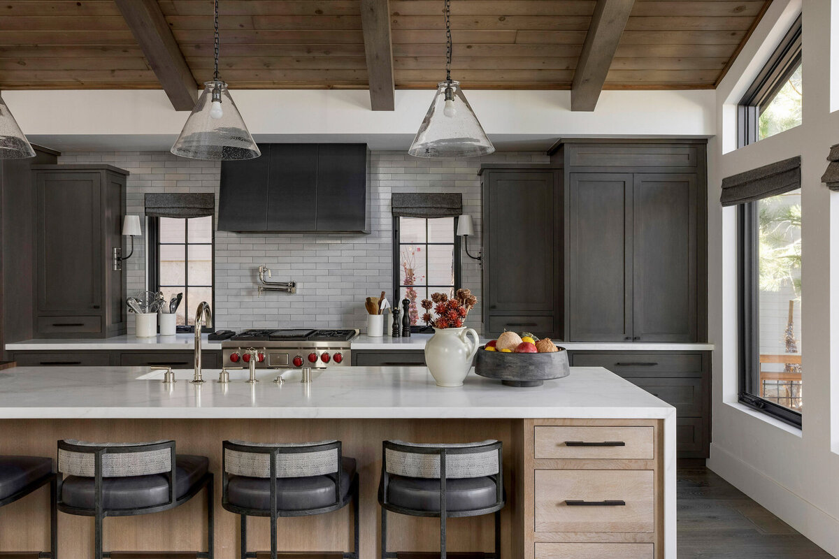Warm white oak kitchen in a Tahoe home